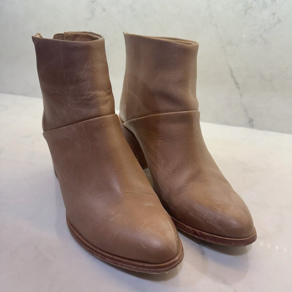 Nisolo, Dari Boot, Almond, Size 8